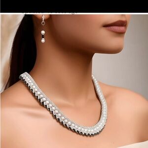 Elegant Silver and Black Pearl Necklace Set